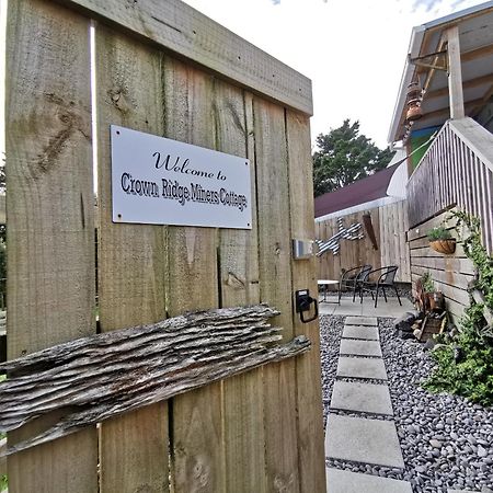 Crown Ridge Miners Cottage Karangahake Екстер'єр фото