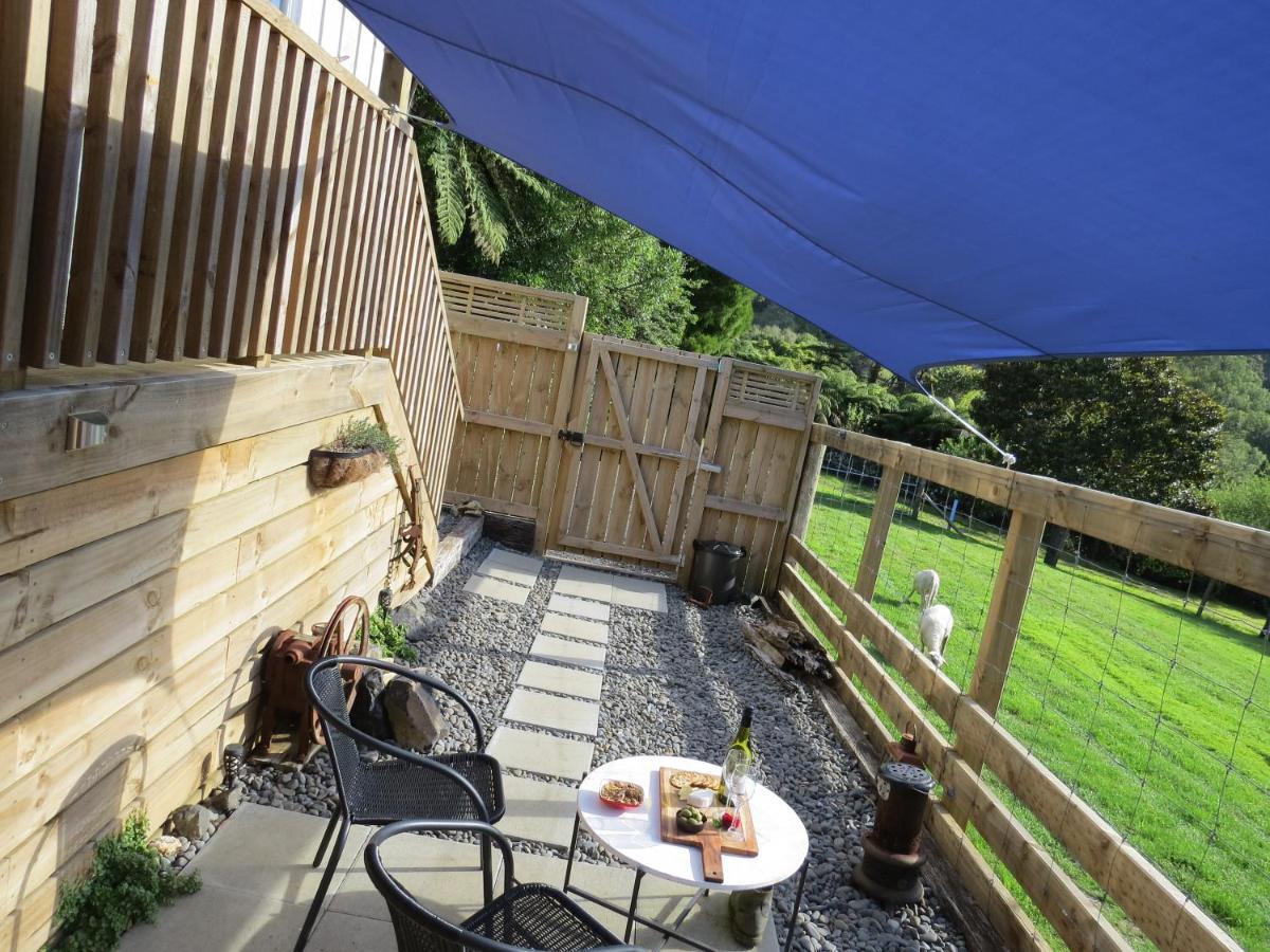 Crown Ridge Miners Cottage Karangahake Екстер'єр фото